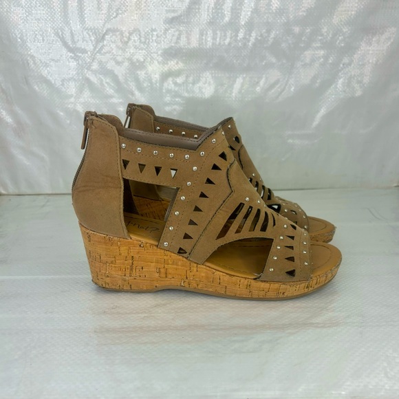 Y Not Shoes - Y Not cork wedge sandals